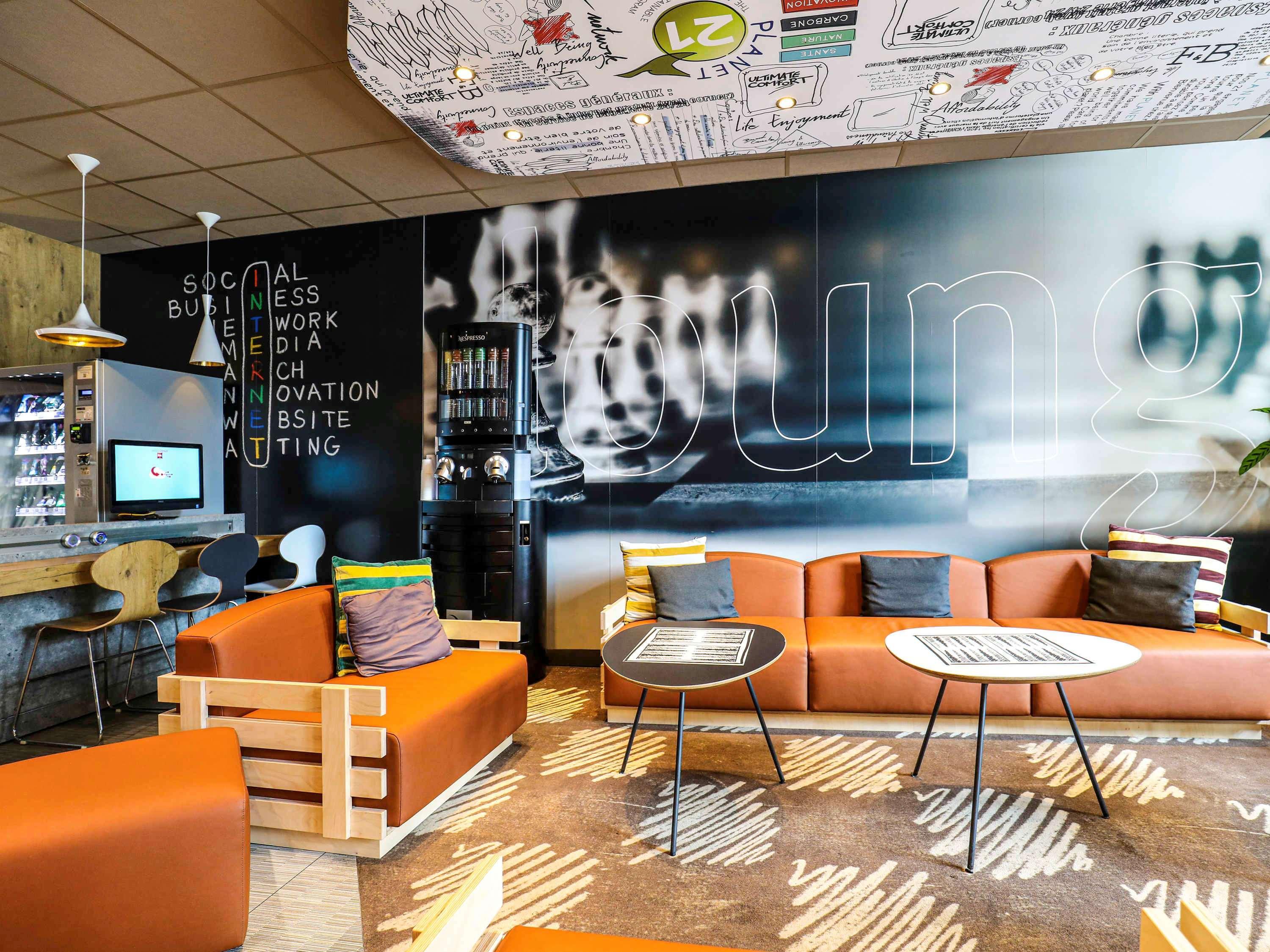 Ibis Paris Porte De Clichy Centre Exteriör bild