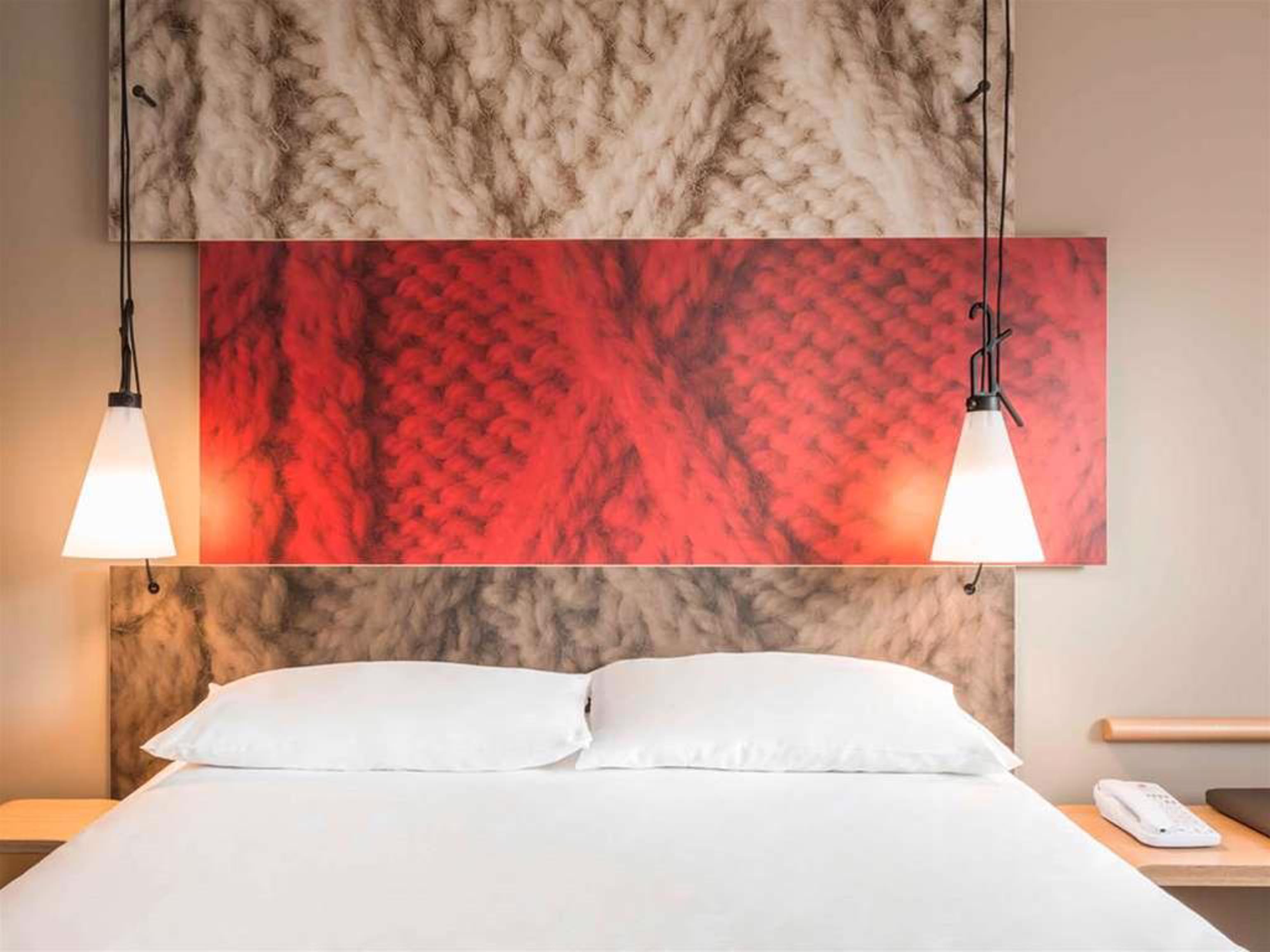 Ibis Paris Porte De Clichy Centre Exteriör bild