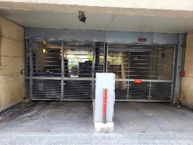 Ibis Paris Porte De Clichy Centre Exteriör bild